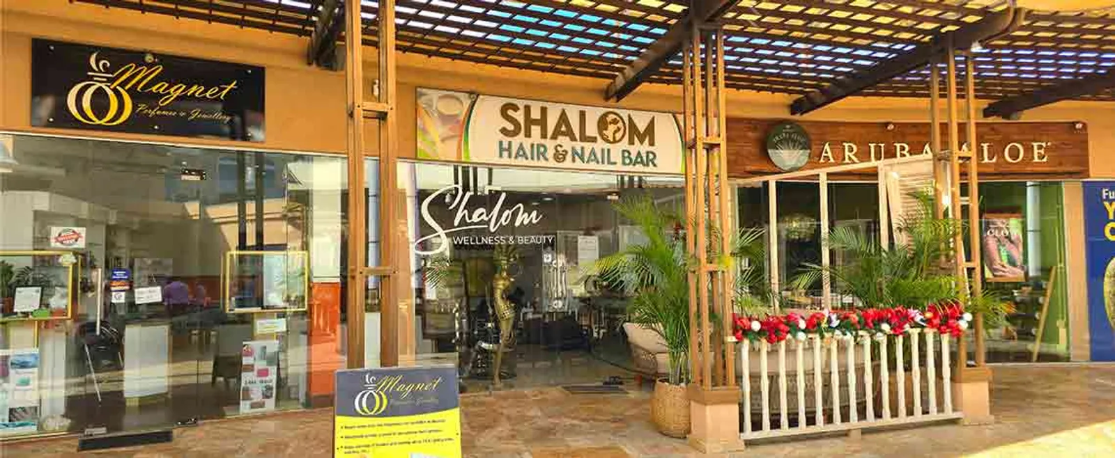 Shalom Nail & Hair