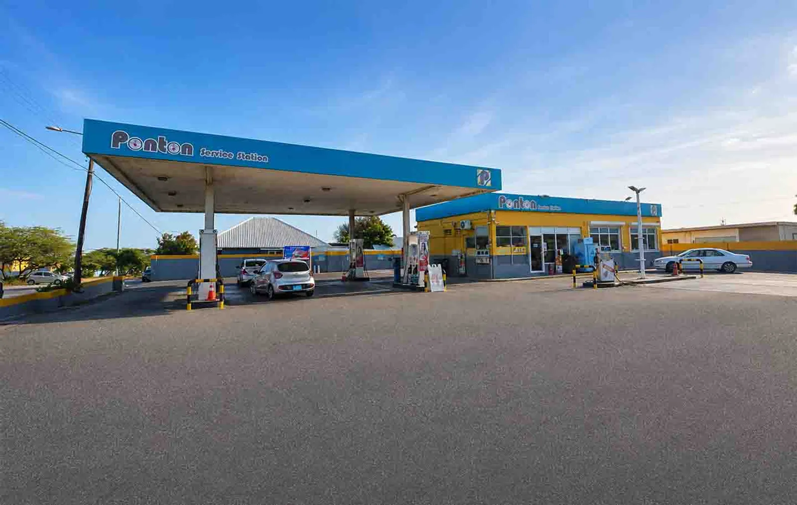 Service Station Ponton