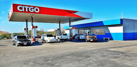 Service Station Seroe Blanco