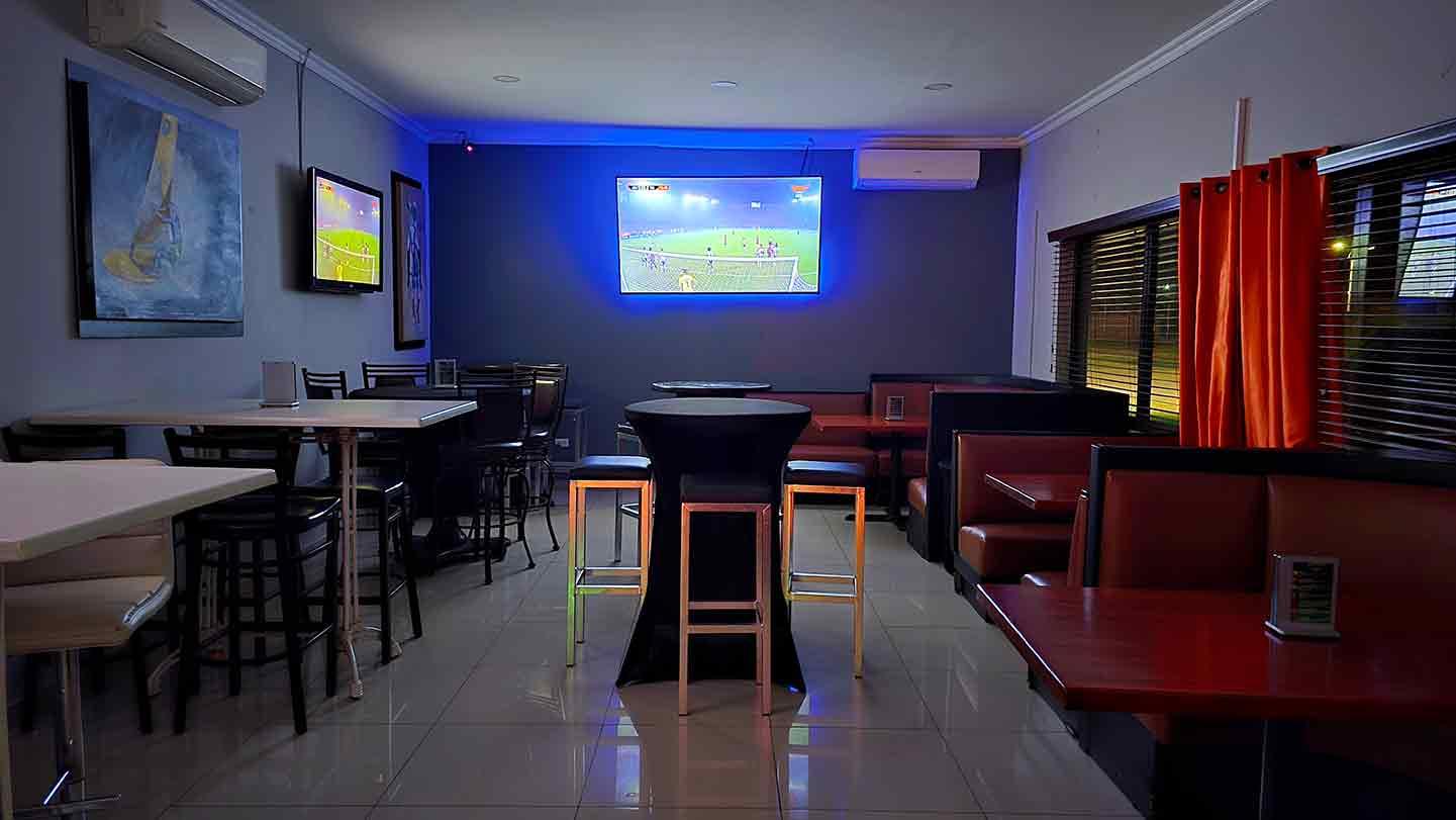 Torino Sports Bar & Grill photo 2