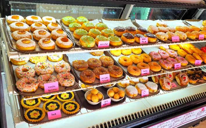 Dixie Bakery & Donuts